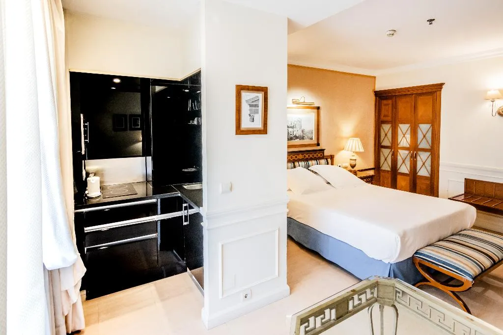STUDIO STANDARD Room, Guadalpin Suites, Costa Del Sol