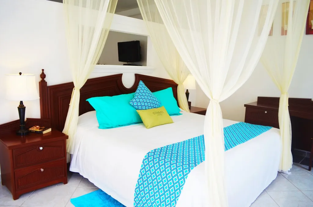 JUNIOR SUITE GARDEN VIEW Room, Corales Suites, Cancun Area
