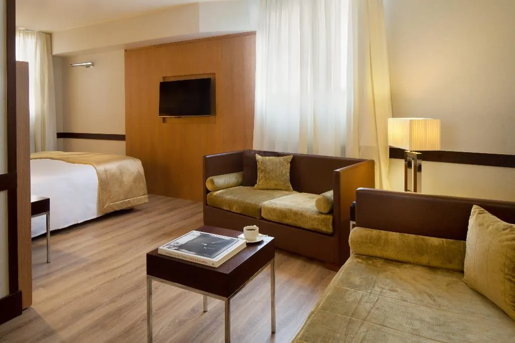 JUNIOR SUITE STANDARD Room, Starhotels Ritz, Milan