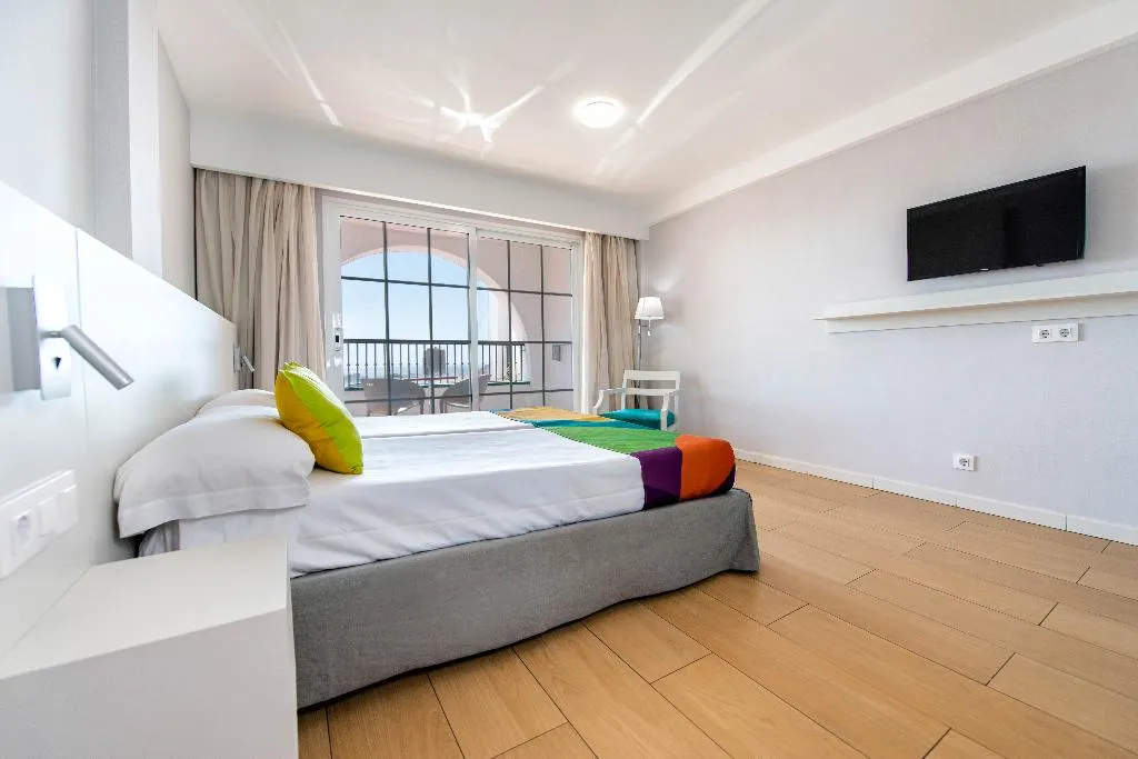 Room CAPACITY 5 Room, Paradise Park Fun Lifestyle Hotel, Tenerife