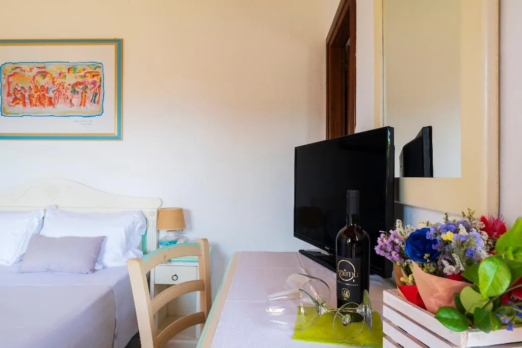 Room, Li Suari Club Village, Olbia
