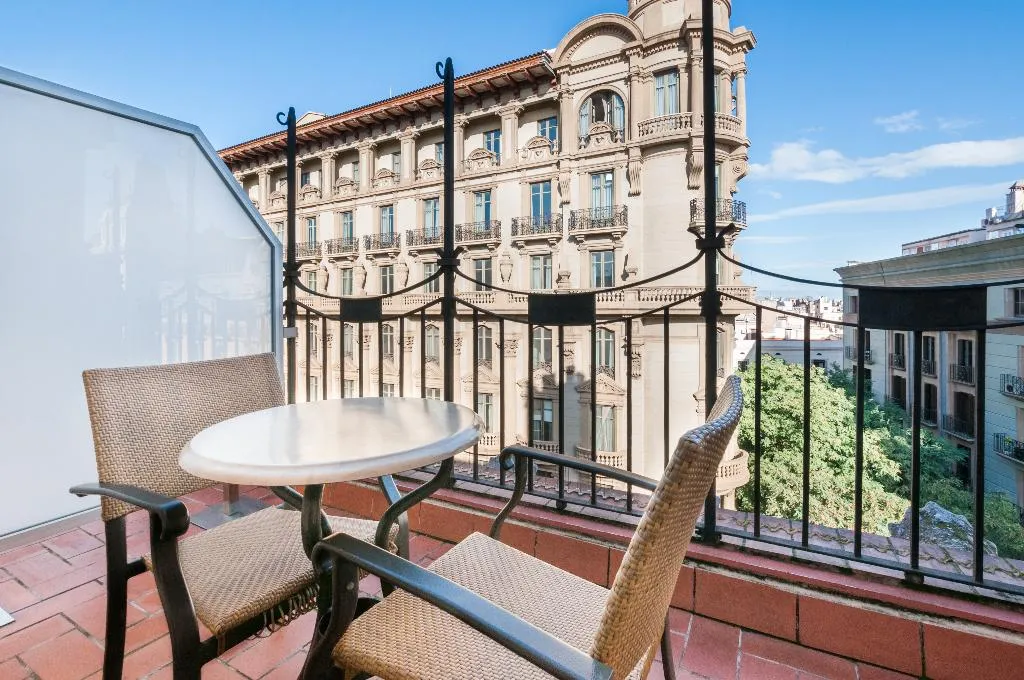 DOUBLE STANDARD Room, Barcelona Hotel Colonial, Barcelona