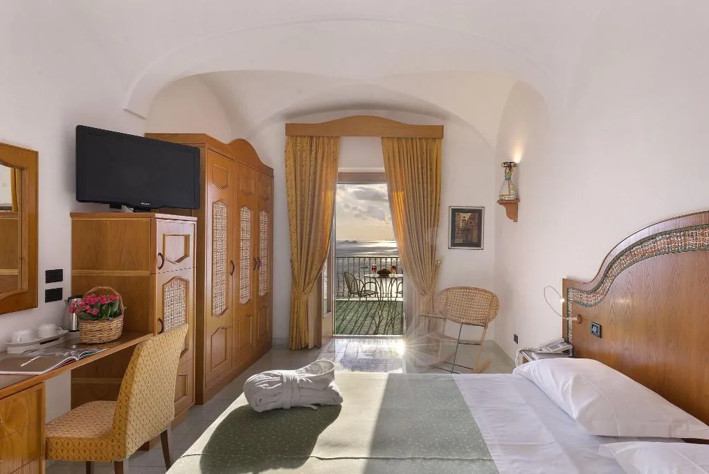 TWIN CLASSIC SEA VIEW Room, Tramonto D'oro, Naples