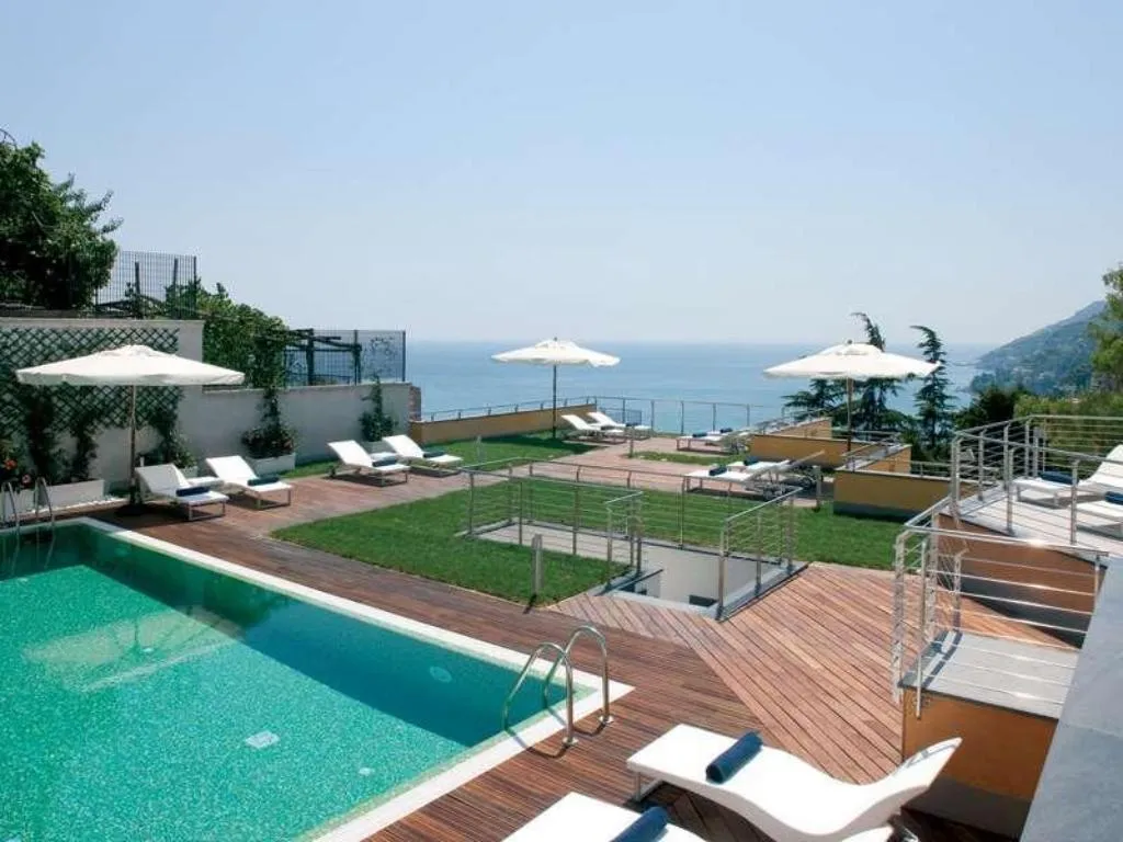 Pool, Relais Paradiso, Naples
