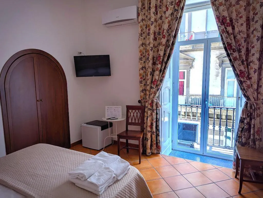 Room, La Locanda Dell Arte, Naples