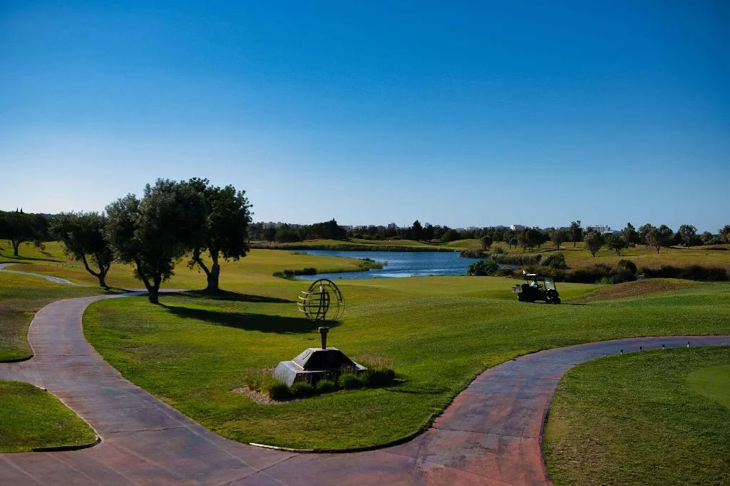 Sports and Entertainment, Domes Lake Algarve, Algarve