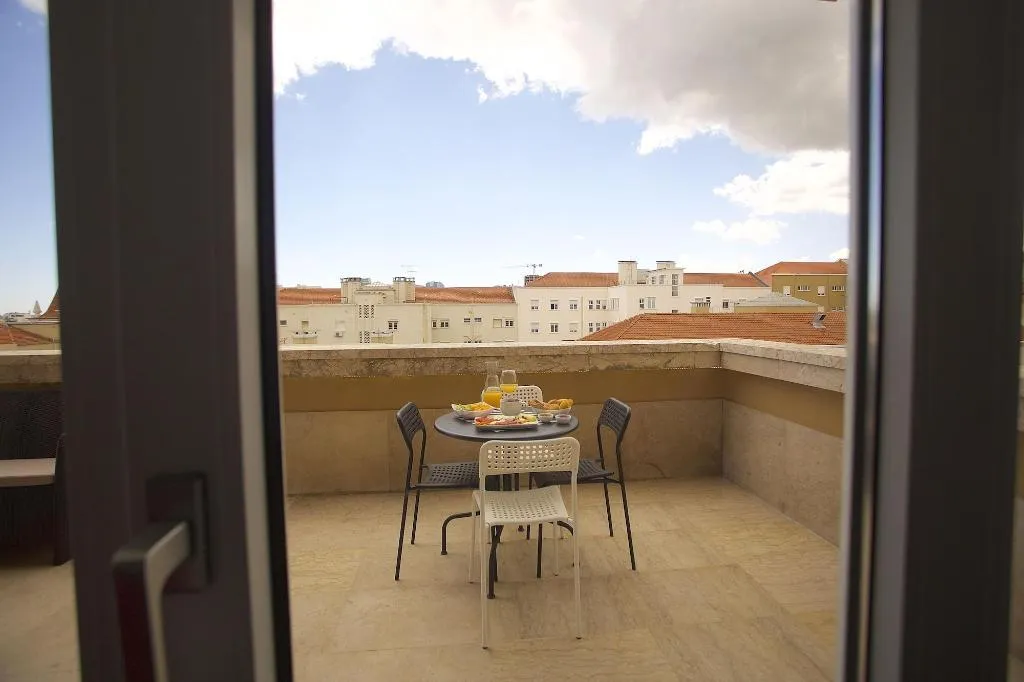 Room, Home Sweet Lisbon, Lisbon
