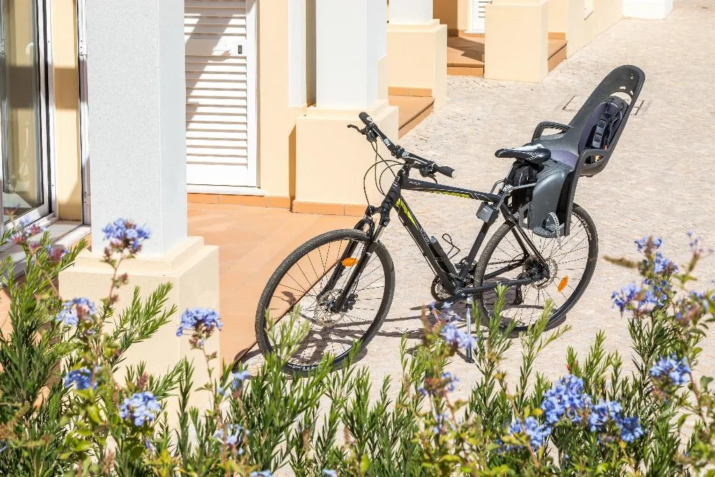 Sports and Entertainment, NAU Salema Beach Village, Algarve