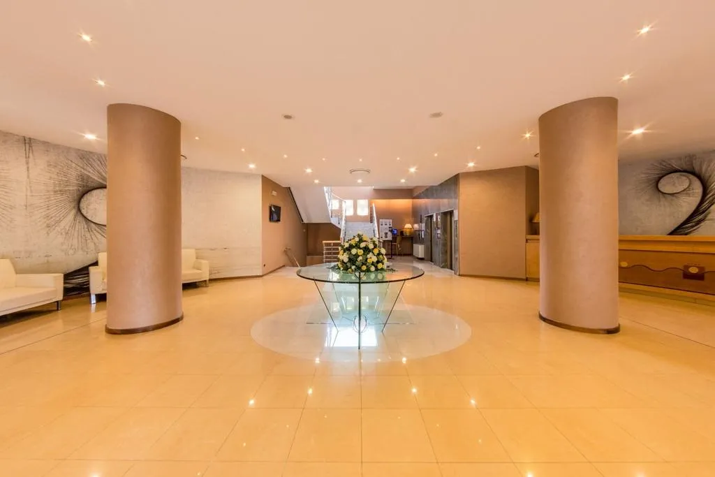 Lobby, Grand Hotel Moon Valley, Naples