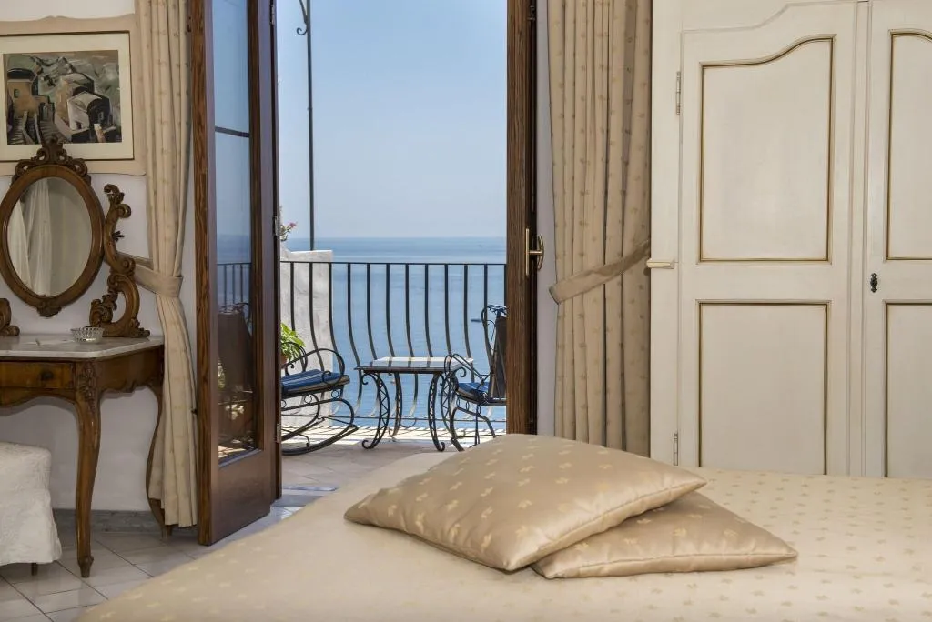 DOUBLE ANNEX Room, Miramare, Naples