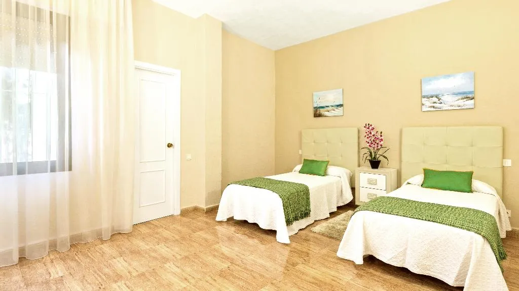 VILLA STANDARD Room, Villa Marina Puerto Banus, Costa Del Sol