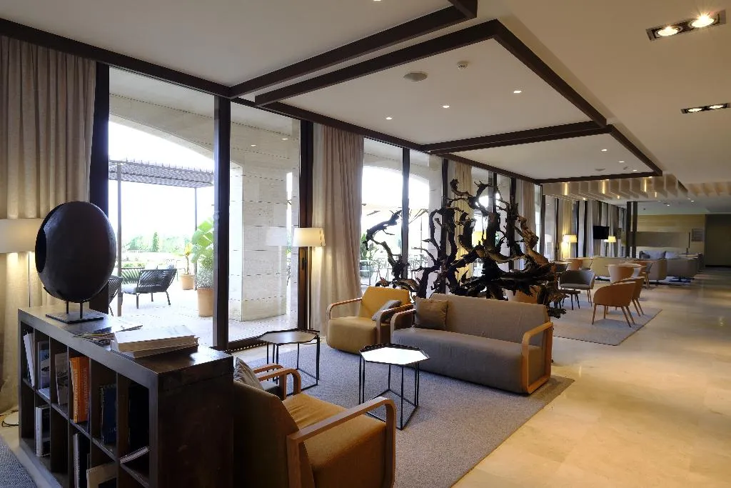 Lobby, Mas Sola, Barcelona