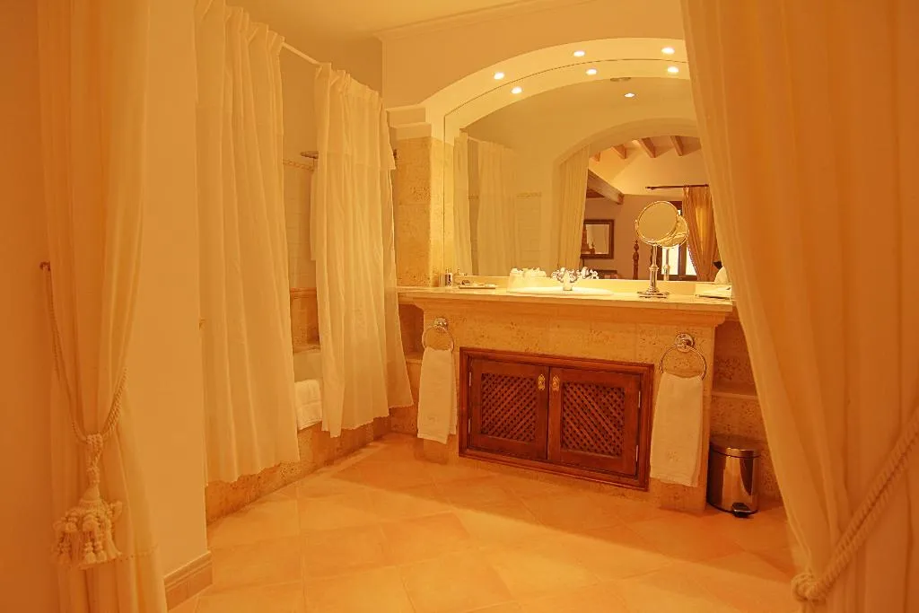JUNIOR SUITE STANDARD Room, Puig de Ros d Alt, Majorca