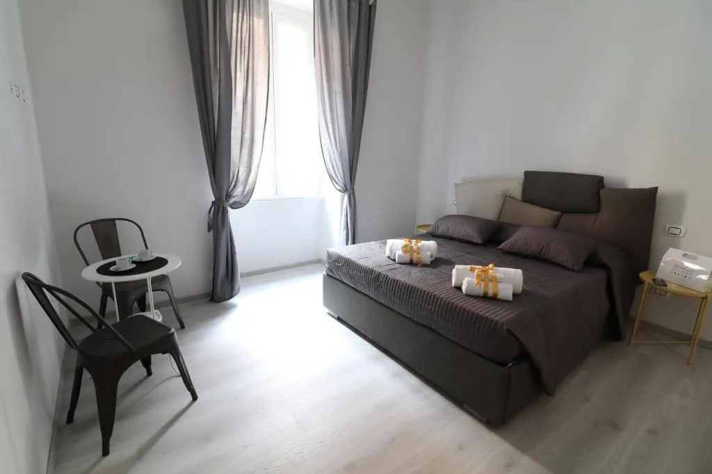 Room, Cinque Sogni, Rome