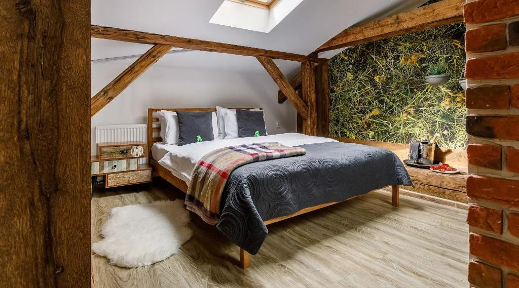 Room, Art & Garden Residence, Krakow