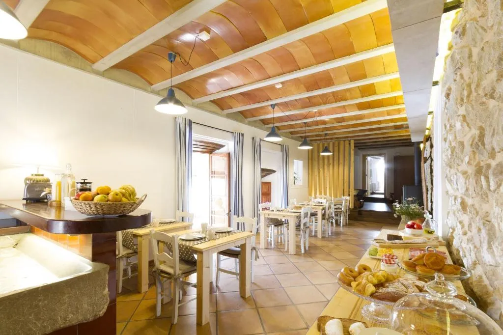 Restaurant, Sa Bisbal - Turismo De Interior, Majorca