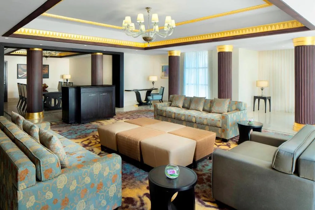 Room, Sheraton Sharjah Beach Resort & Spa, Dubai