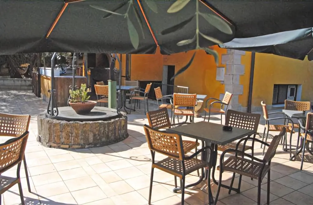 Terrace, Antica Colonia, Rome