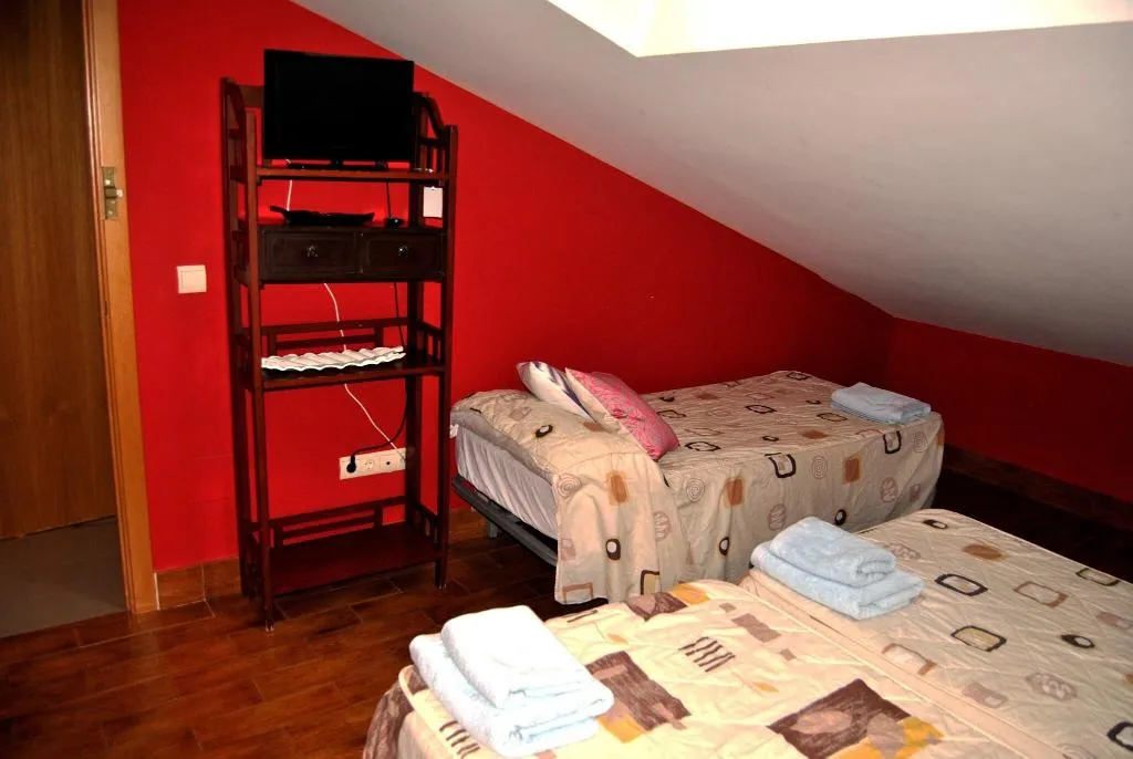 Room, Apartahotel Collarubio, Madrid