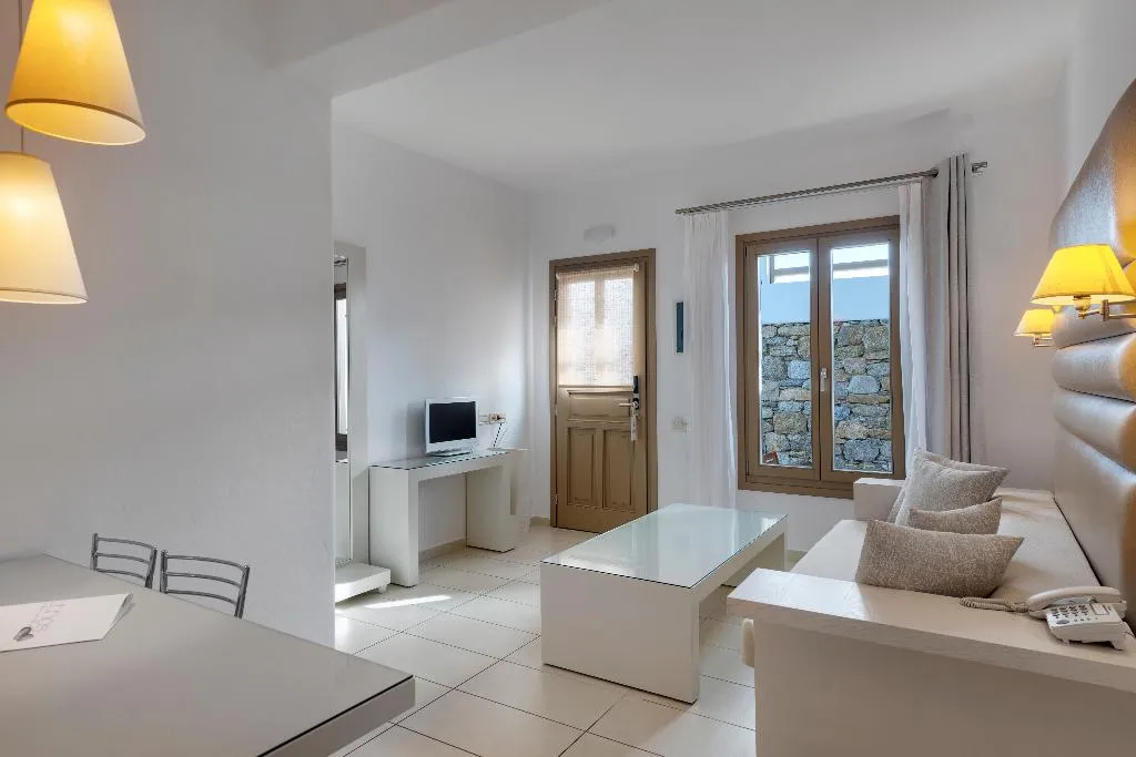 JUNIOR SUITE STANDARD Room, Lithos by Spyros & Flora, Mykonos
