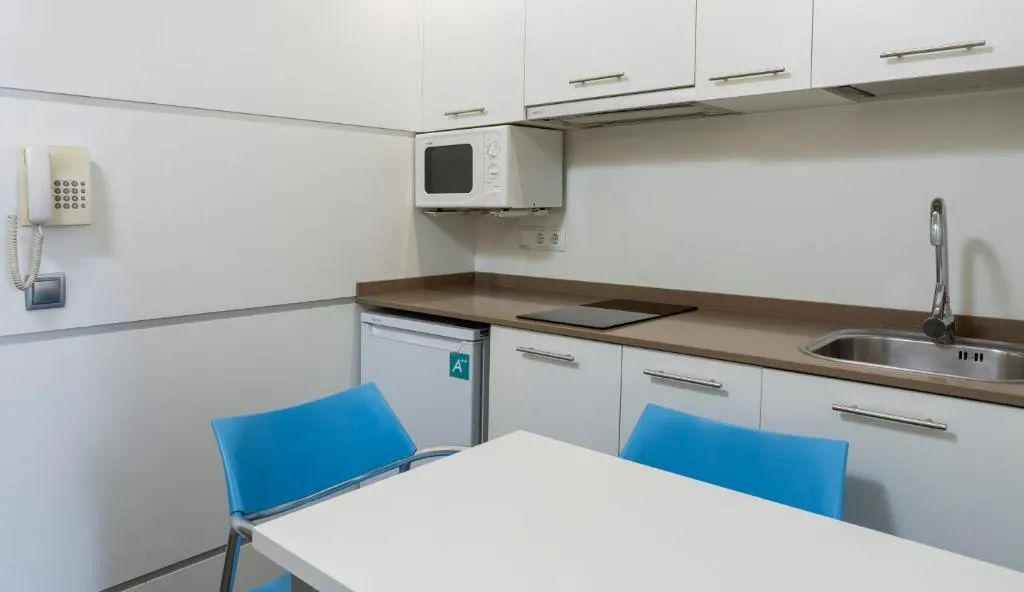 STUDIO CAPACITY 3 Room, Medplaya Esmeraldas, Costa Brava
