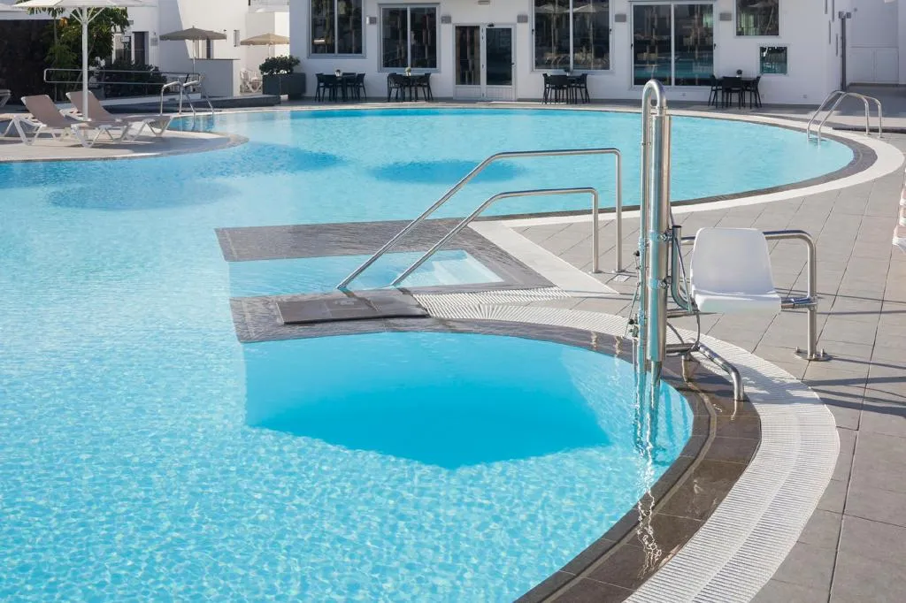 Pool, Hyde Park Lane, Lanzarote