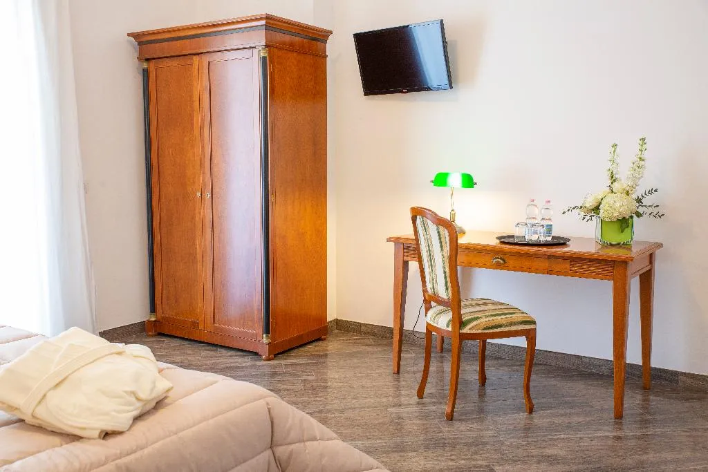 Room, Resort Sant'Angelo & SPA, Naples