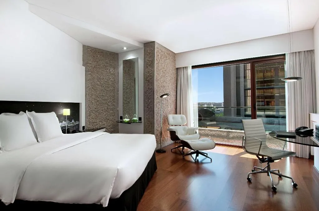 Room, Hilton Madrid Airport, Madrid