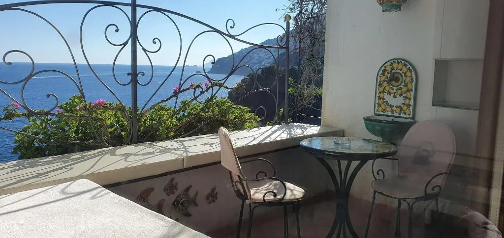 Terrace, La Conca Azzurra, Naples