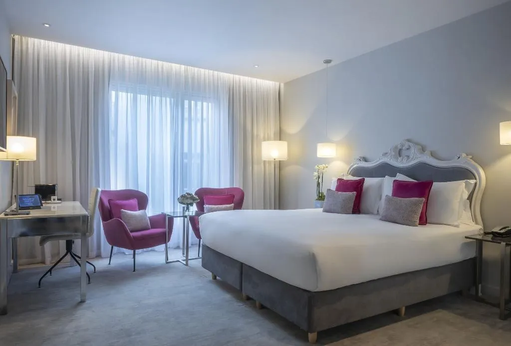 DOUBLE DELUXE KING BED Room, The Morgan Hotel, Dublin