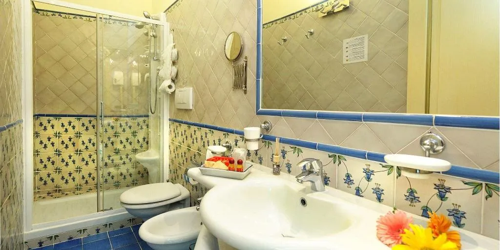 Room, Residenza Del Duca, Naples