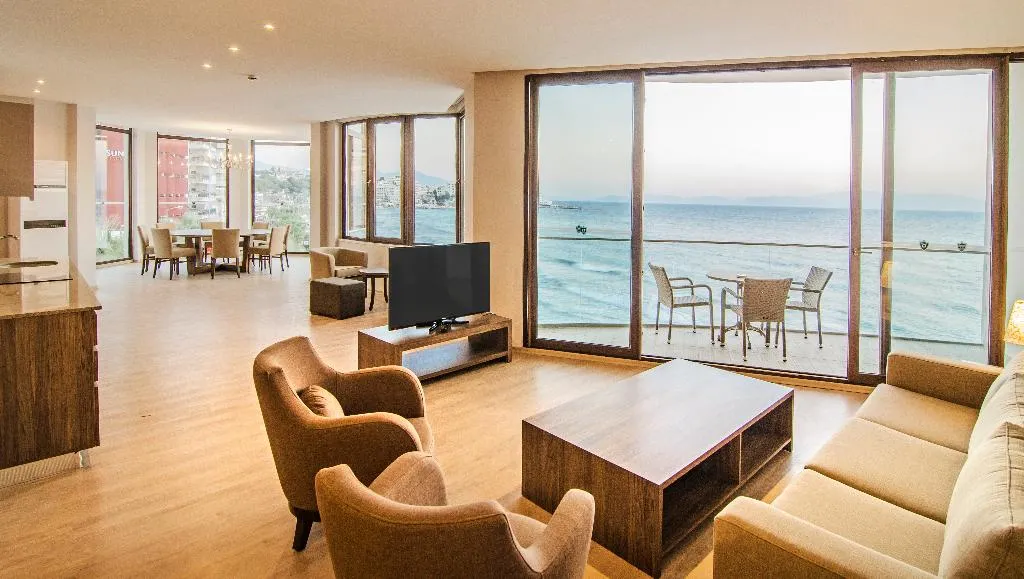FAMILY ROOM TWO BEDROOMS Room, Ladies Beach Suite Hotel, Izmir