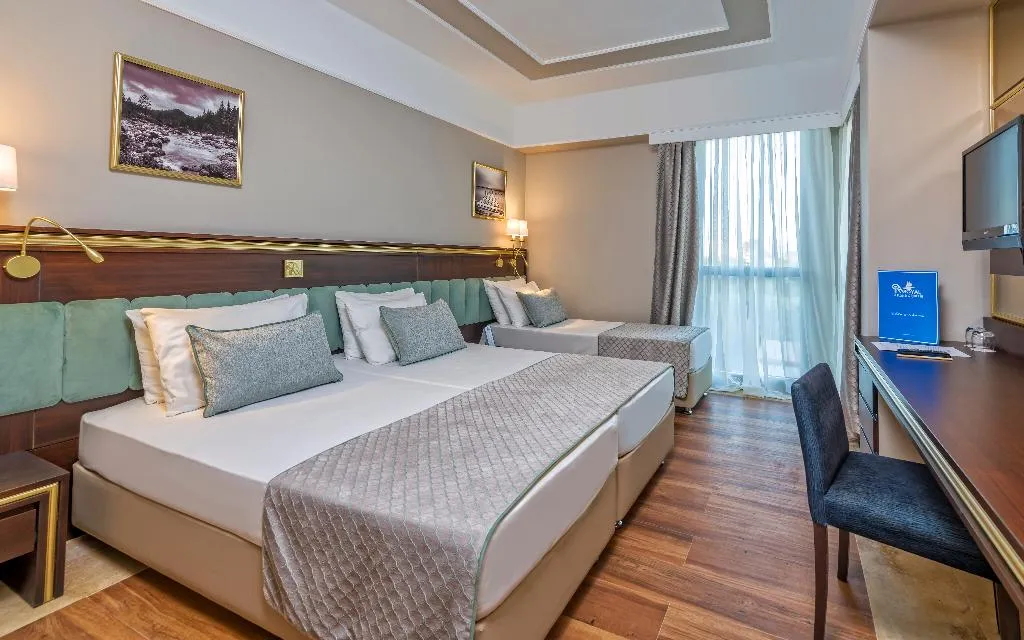 DOUBLE SINGLE USE LAND VIEW Room, Royal Atlantis Resort Spa, Antalya