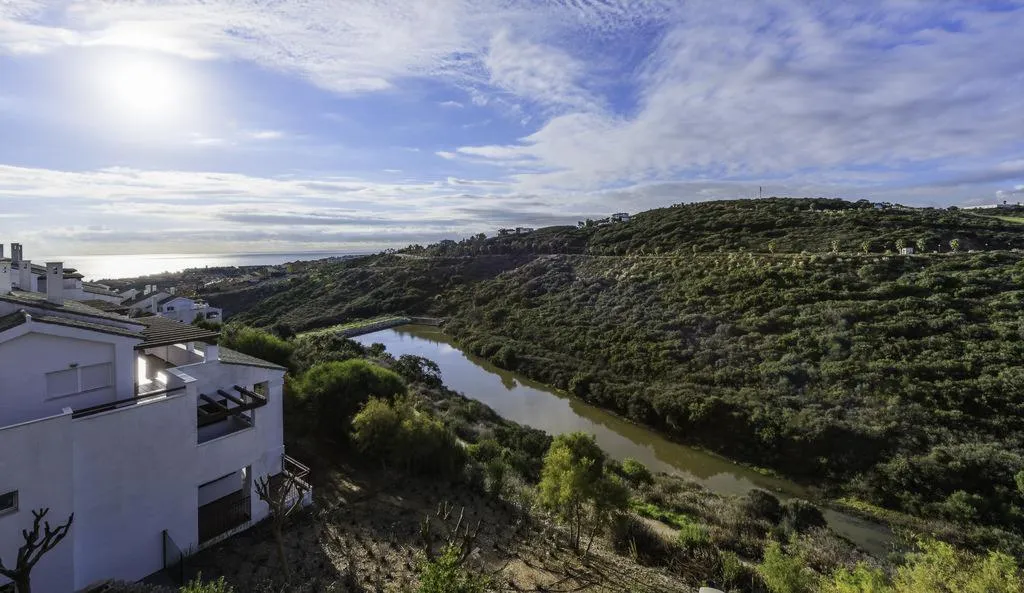 Sports and Entertainment, Albayt Nueva Alcaidesa Apartments, Costa Del Sol