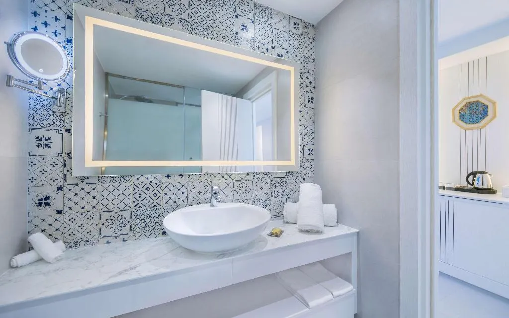 DOUBLE PARTIAL SEA VIEW Room, Hilton Skanes Monastir Beach Resort, Tunisia