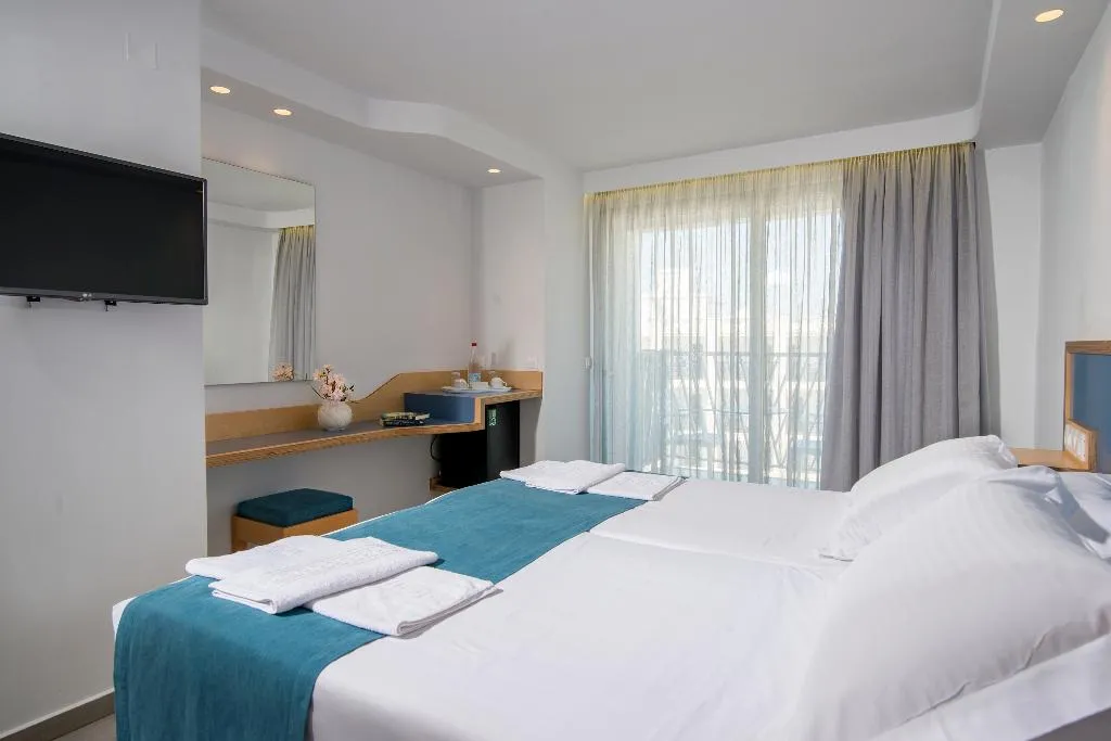 Double or Twin POOL VIEW Room, Alia Beach Hotel, Crete