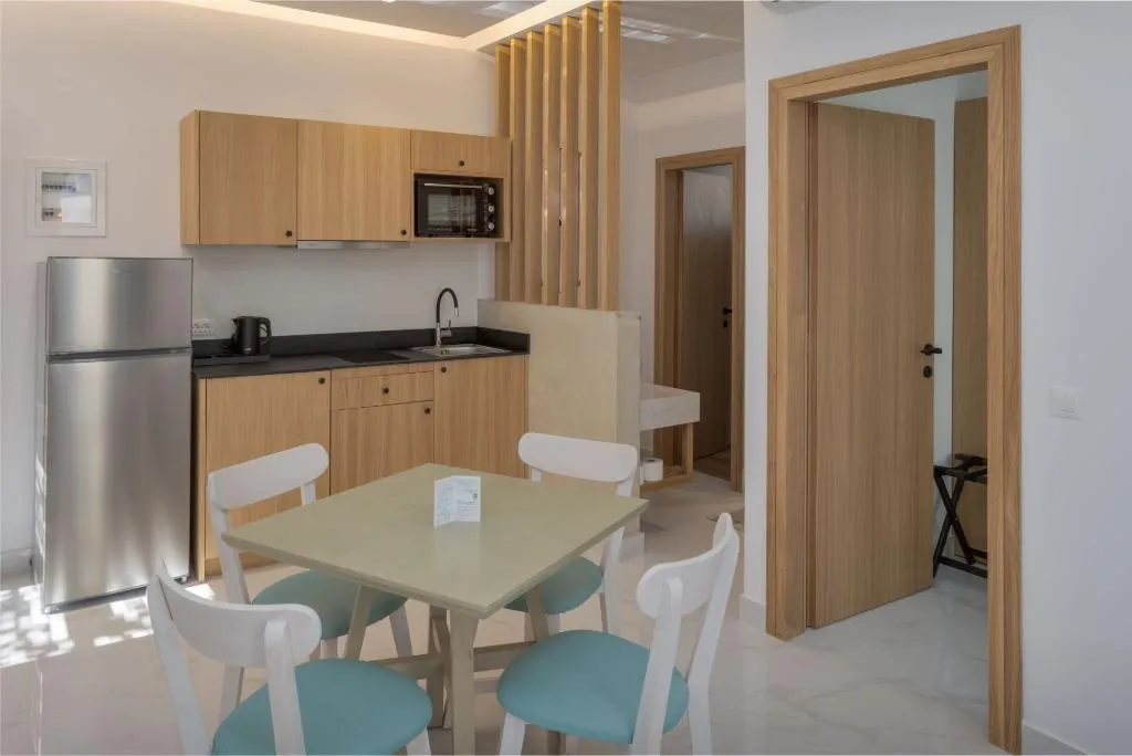 APARTMENT CAPACITY 4 Room, Galazio beach resort, Crete
