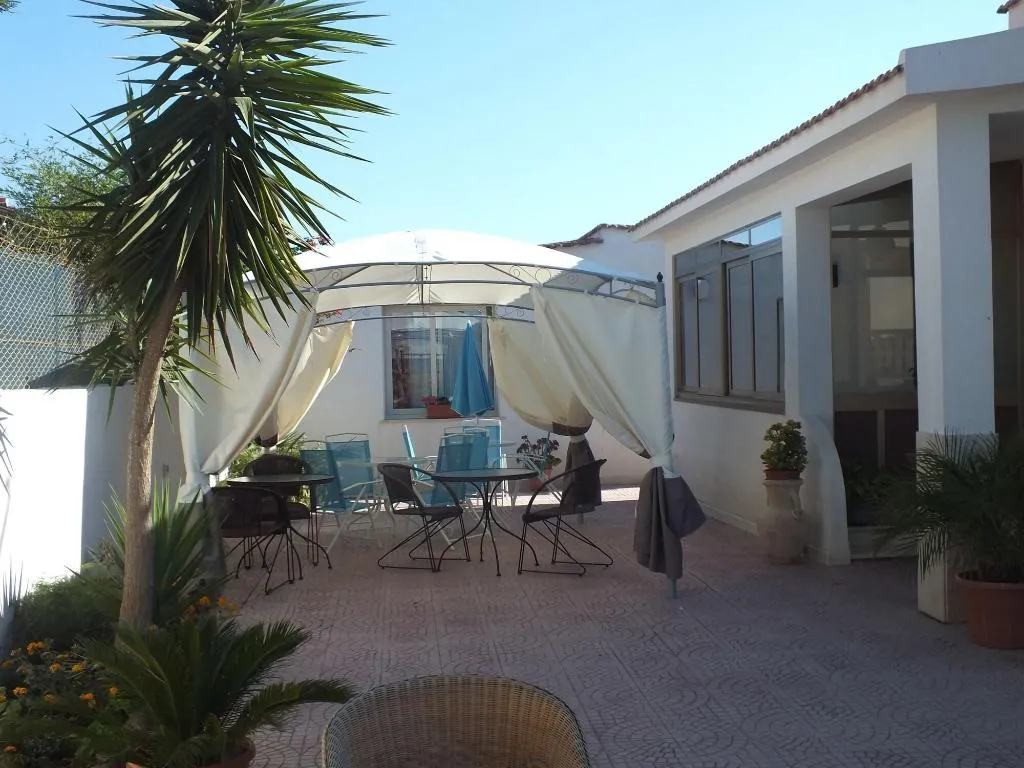 Terrace, B&B Villa Giacrì, Palermo