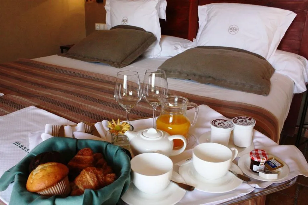 JUNIOR SUITE STANDARD Room, Mas Salvi, Costa Brava