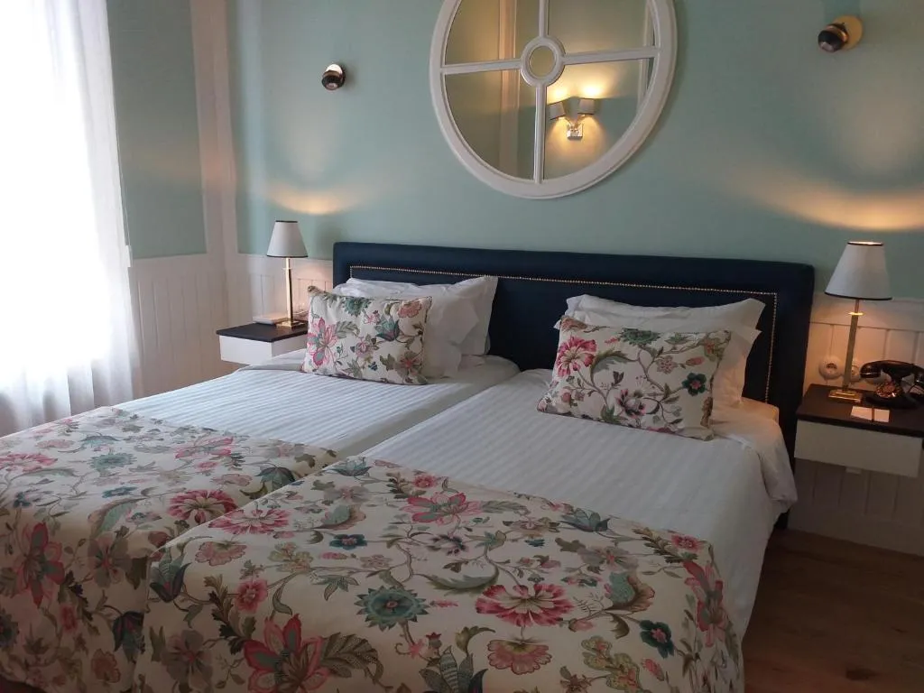 DOUBLE CLASSIC Room, Grande Hotel do Porto, Porto