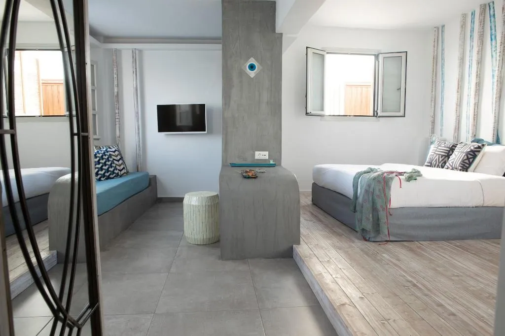 Room, The Museum Project Oia, Santorini