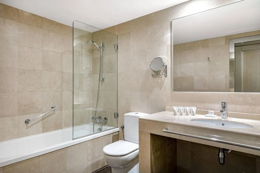 Room, AC Barcelona Victoria Suites, Barcelona