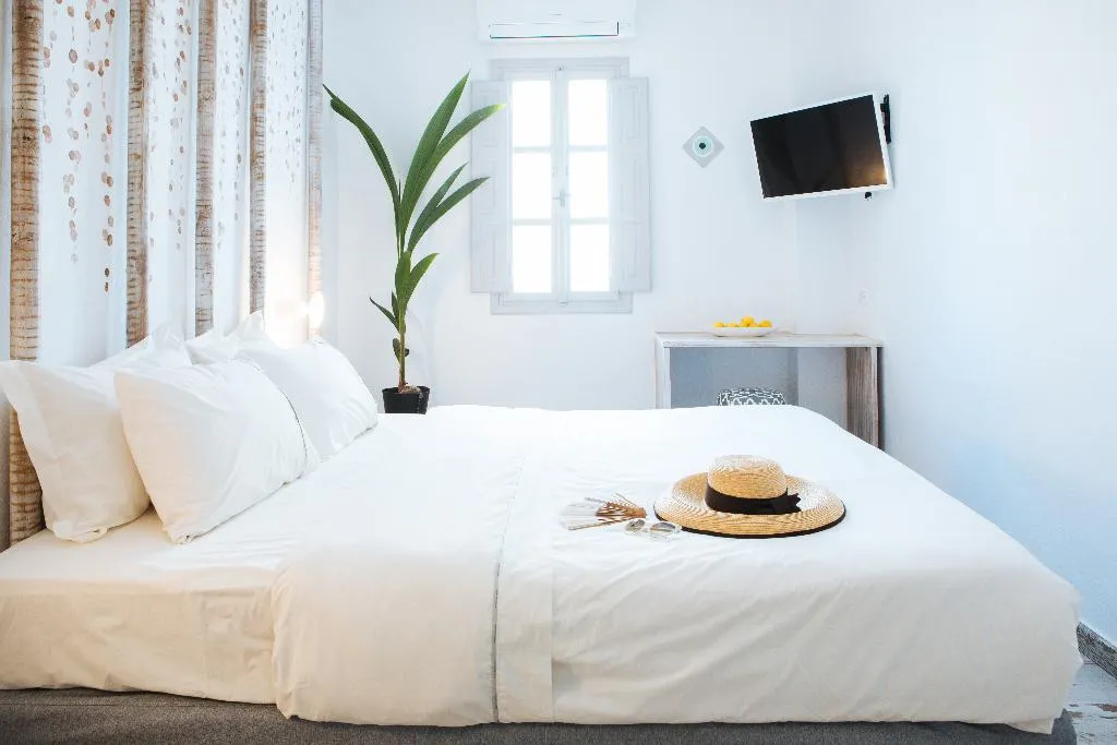 DOUBLE DELUXE ONE BED Room, The Museum Project Oia, Santorini