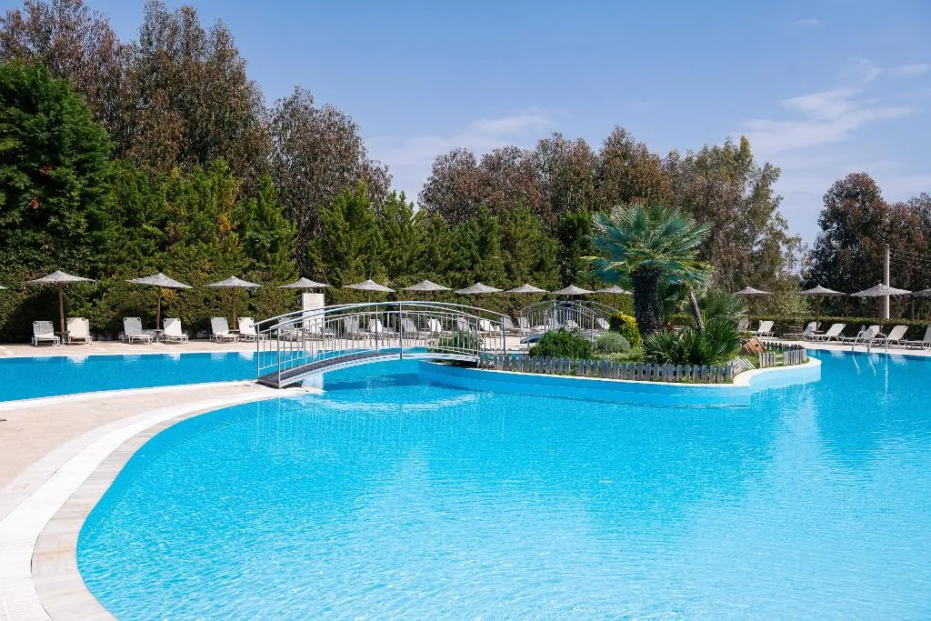 Pool, Alexandros Palace Hotel & Suites, Halkidiki