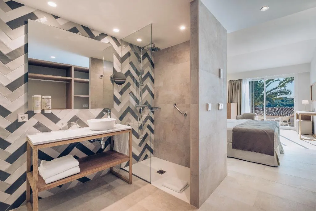 Double or Twin STANDARD Room, Iberostar Waves Cala Domingos, Majorca