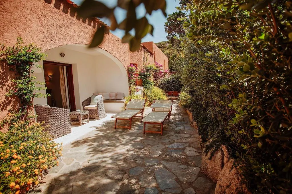 Room, Relais Villa Carola, Olbia