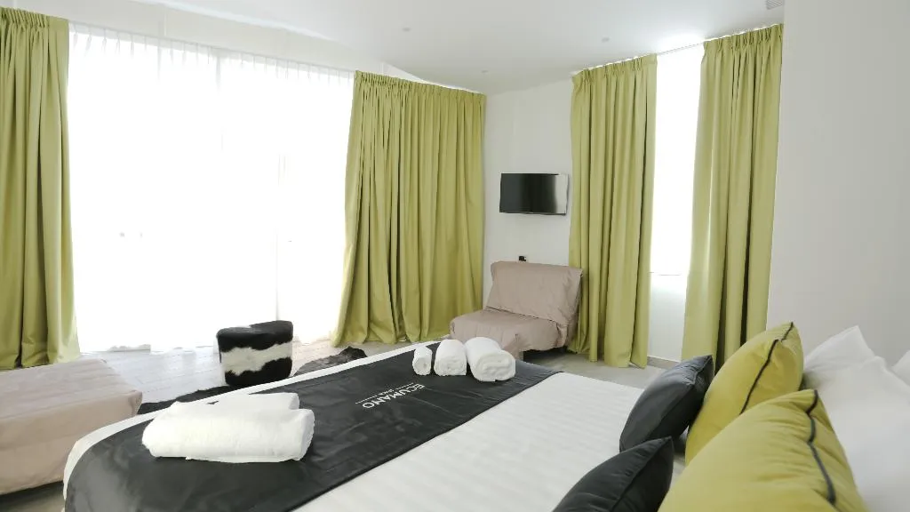 DOUBLE DELUXE Room, Ecumano Space, Naples