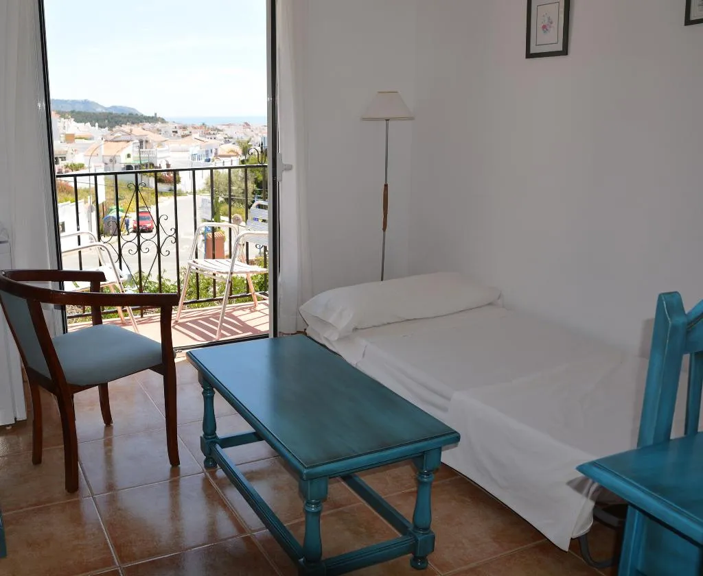 FAMILY ROOM STANDARD Room, Al Andalus Nerja, Costa Del Sol