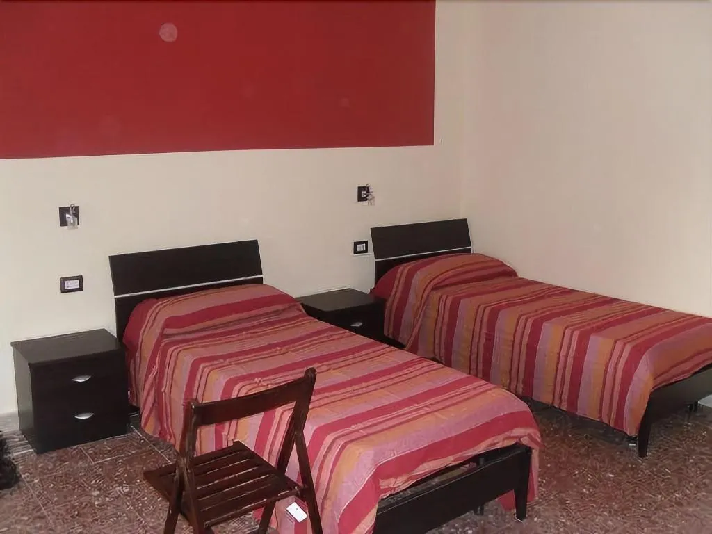 Room, B&B Villa Pia, Catania