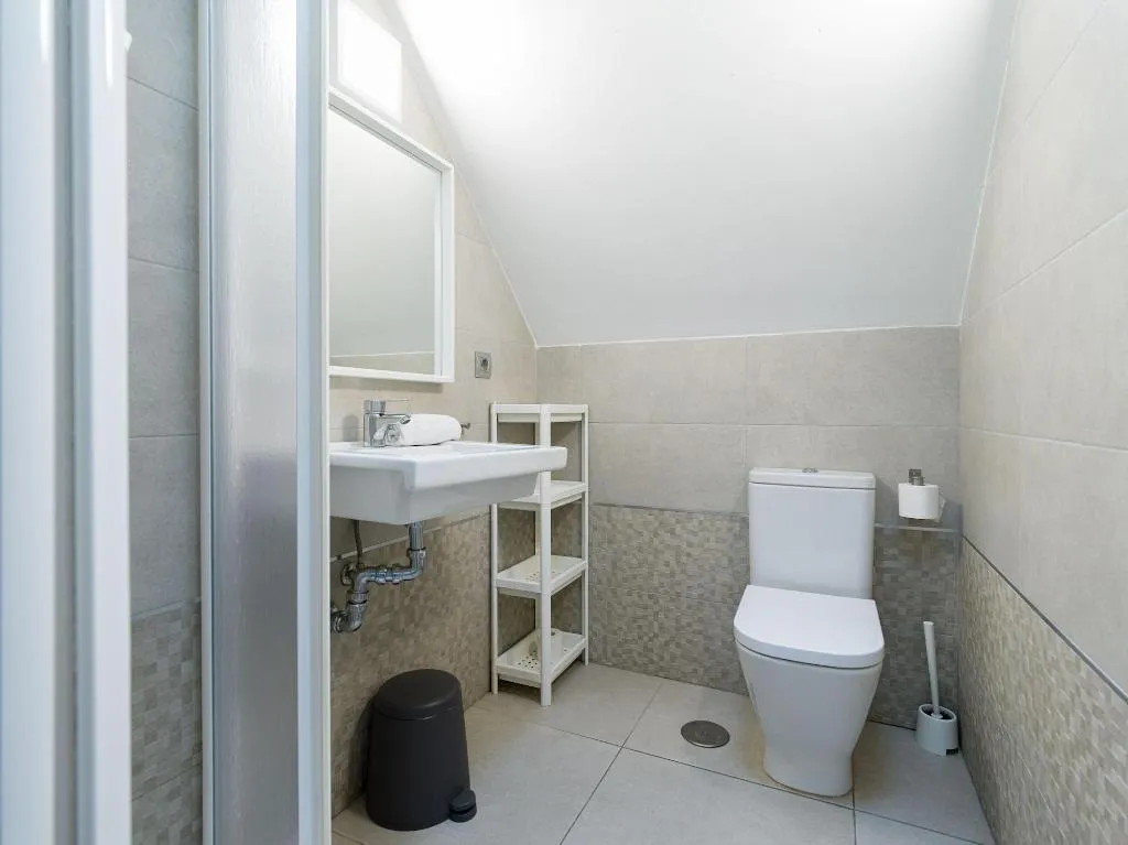 Room, Tusity Yeah, Gran Canaria